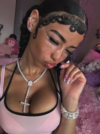 Lyjune leaked private photo uncensored HD quality