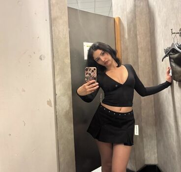 Aconitumlilah page leaked private photo uncensored HD quality