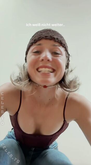 Ada theilken leaked private photo uncensored HD quality
