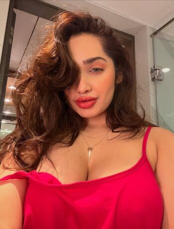 Aditi mistry  page leaked private photo uncensored HD quality