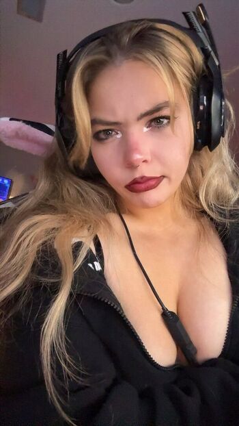 Aiiygatorz page leaked private photo uncensored HD quality
