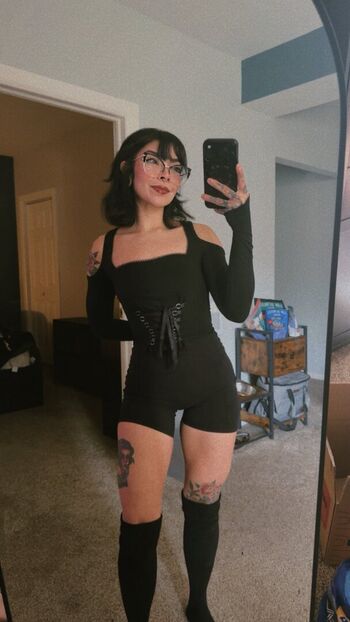 Aileensenpaireacts page leaked private photo uncensored HD quality