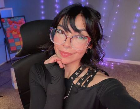 Aileensenpaireacts page leaked private photo uncensored HD quality