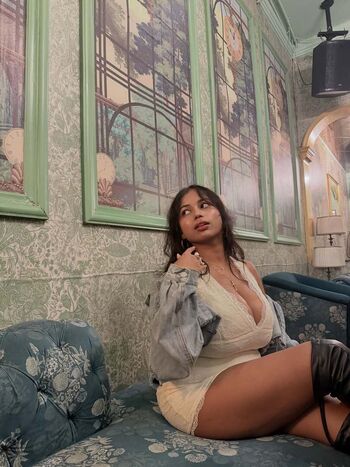 Akiksha kashyap leaked private photo uncensored HD quality