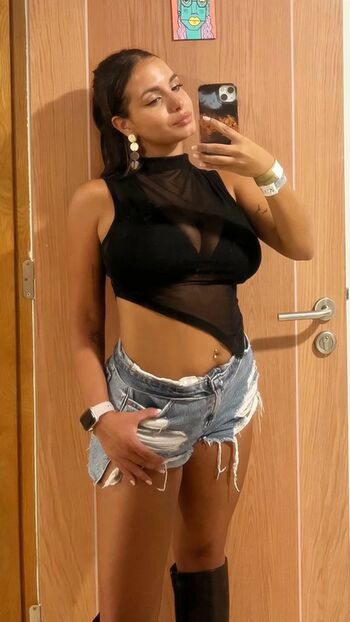 Albaagdiazz leaked private photo uncensored HD quality
