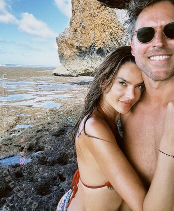 Alessandra ambrosio  page leaked private photo uncensored HD quality