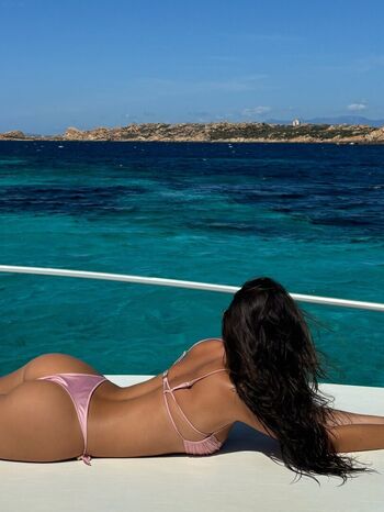 Alexandra carlsson page leaked private photo uncensored HD quality