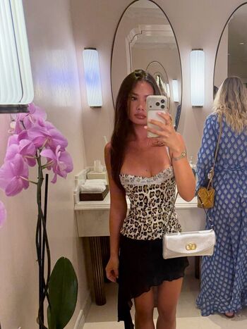 Alexandra carlsson page leaked private photo uncensored HD quality