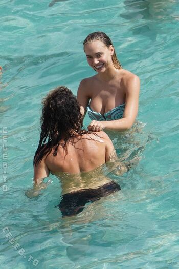 Alexis ren leaked private photo uncensored HD quality
