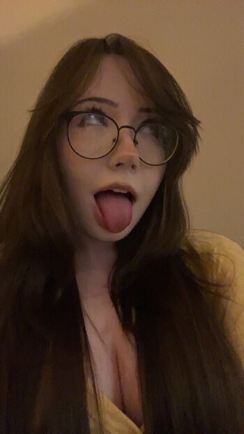 Aliciajade page leaked private photo uncensored HD quality