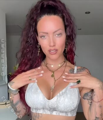 Aline jost diraimondo page leaked private photo uncensored HD quality