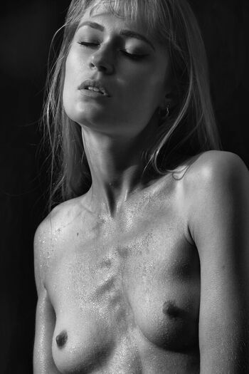 Alix robillart leaked private photo uncensored HD quality