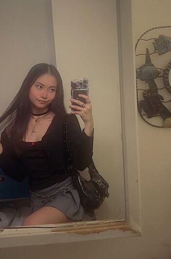 Alrightcarina page leaked private photo uncensored HD quality