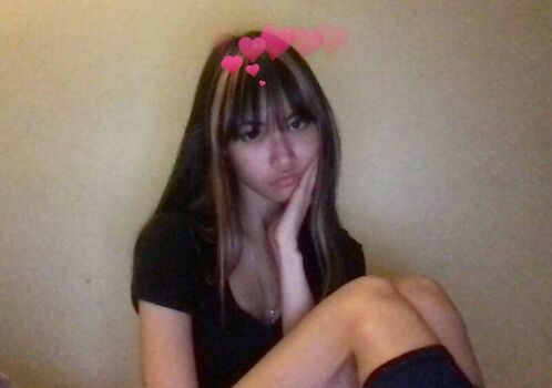 Alrightcarina page leaked private photo uncensored HD quality