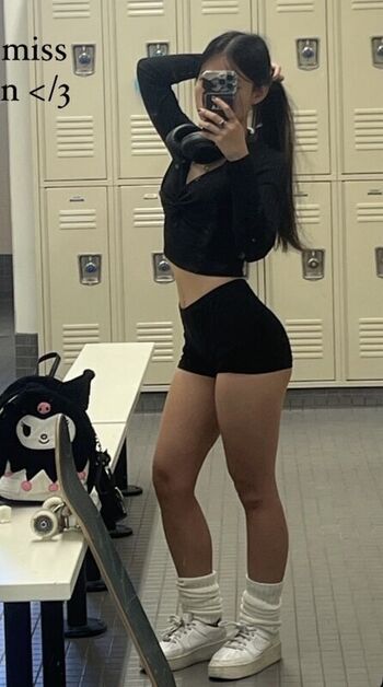 Alrightcarina page leaked private photo uncensored HD quality