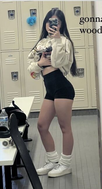 Alrightcarina page leaked private photo uncensored HD quality