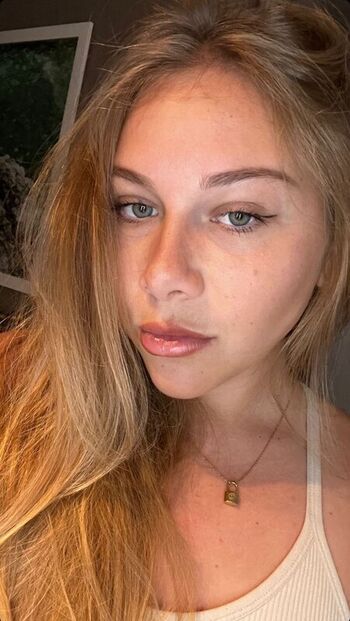 Amanda anisimova page leaked private photo uncensored HD quality