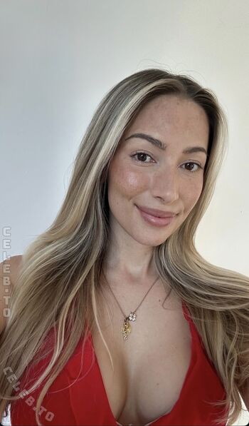 Amanda c emilia  page leaked private photo uncensored HD quality