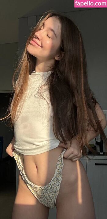 Amilewis leaked private photo uncensored HD quality