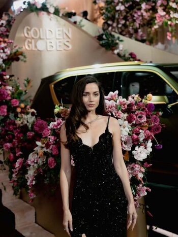 Ana de armas  page leaked private photo uncensored HD quality