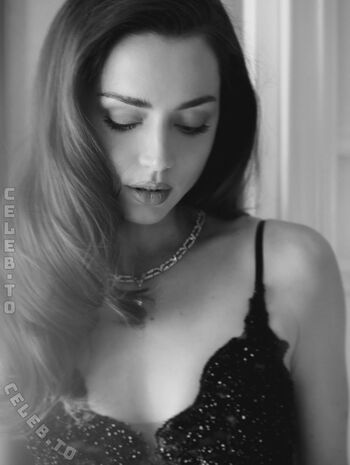 Ana de armas  page leaked private photo uncensored HD quality
