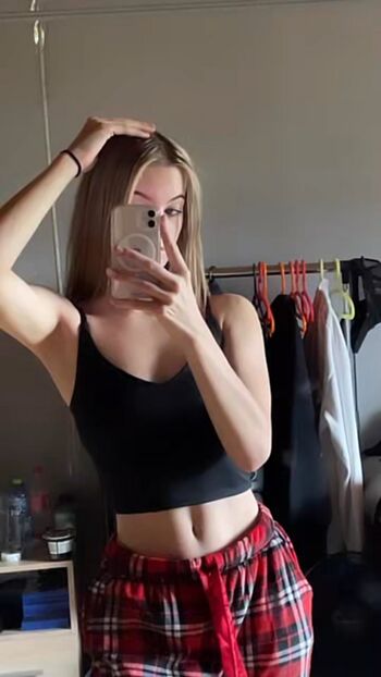 Anetkaa t leaked private photo uncensored HD quality