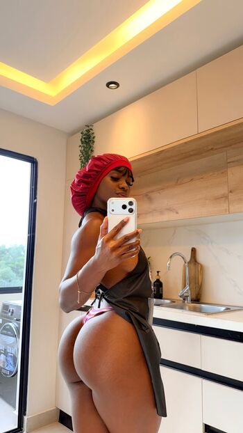 Ani esther leaked private photo uncensored HD quality