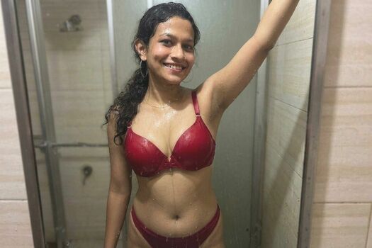 Anushka das leaked private photo uncensored HD quality