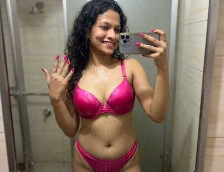 Anushka das leaked private photo uncensored HD quality