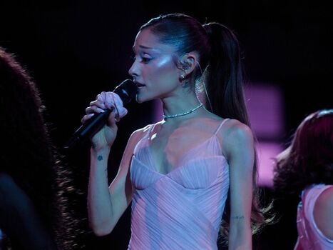 Ariana grande leaked private photo uncensored HD quality