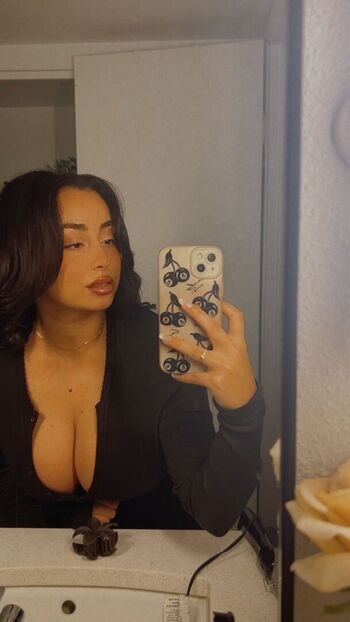 Ariibacardi leaked private photo uncensored HD quality