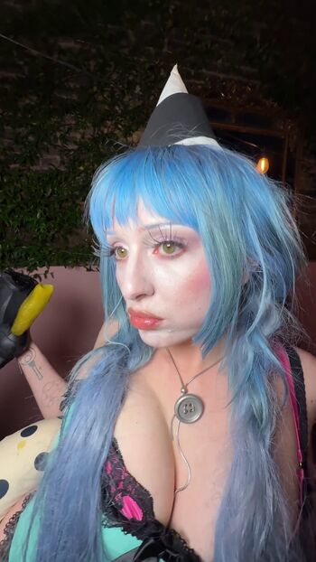 Ashnikko leaked private photo uncensored HD quality