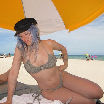 Ashnikko leaked private photo uncensored HD quality