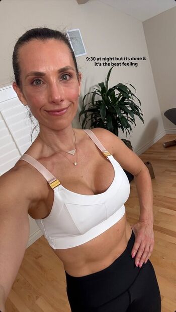 Autumn calabrese leaked private photo uncensored HD quality