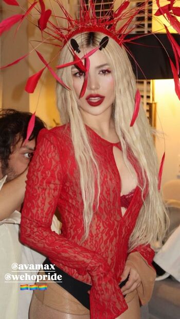 Ava max  page leaked private photo uncensored HD quality