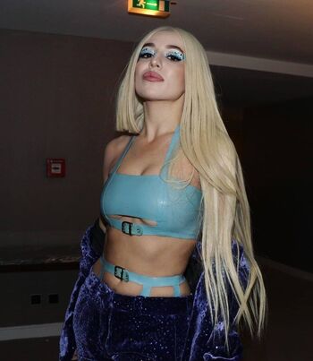 Ava max  page leaked private photo uncensored HD quality