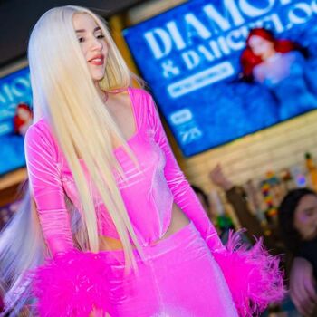 Ava max  page leaked private photo uncensored HD quality