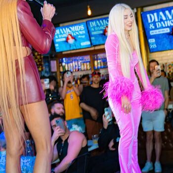 Ava max  page leaked private photo uncensored HD quality