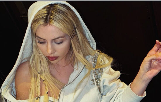 Ava max  page leaked private photo uncensored HD quality