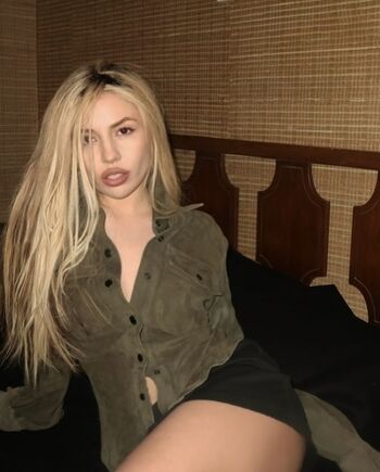 Ava max leaked private photo uncensored HD quality