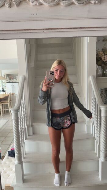 Ava nucci page leaked private photo uncensored HD quality