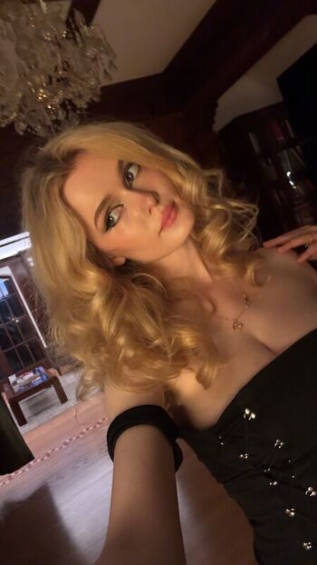 Avalon warren leaked private photo uncensored HD quality