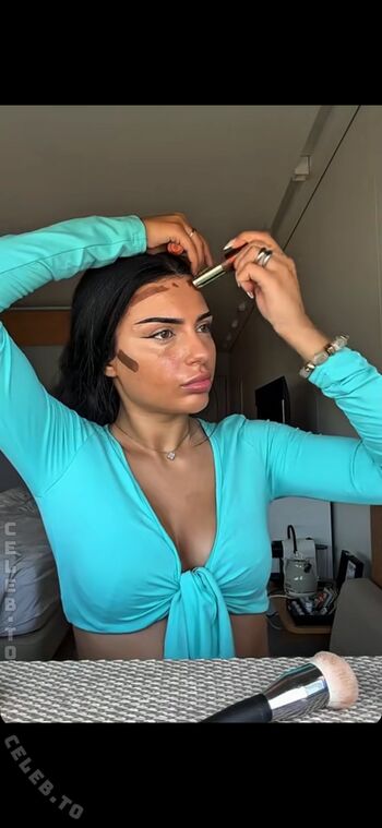 Avendaaxs page leaked private photo uncensored HD quality