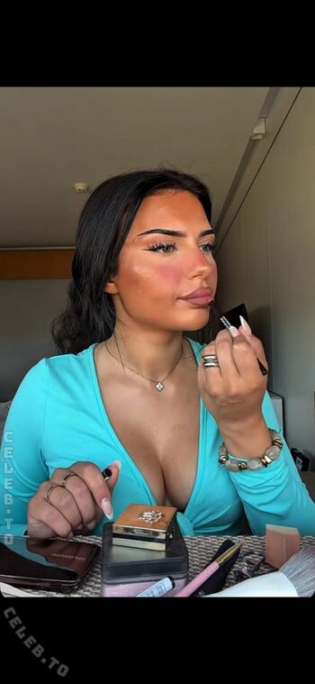 Avendaaxs page leaked private photo uncensored HD quality