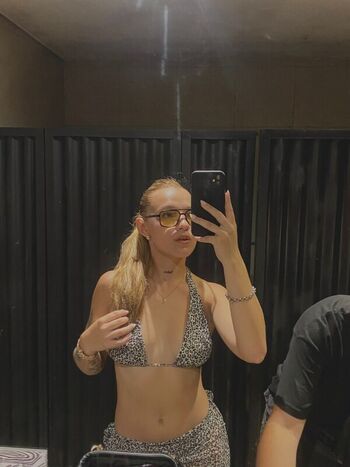 Aylenncoro leaked private photo uncensored HD quality