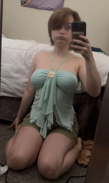 Beanswithbombs leaked private photo uncensored HD quality