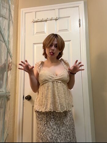 Beanswithbombs leaked private photo uncensored HD quality