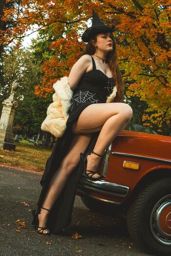 Bee temperley leaked private photo uncensored HD quality