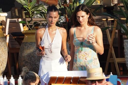 Bella hadid leaked private photo uncensored HD quality