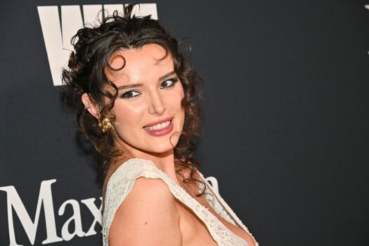 Bella thorne  page leaked private photo uncensored HD quality